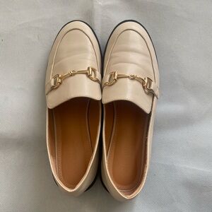 Coutgo Women’s Cream Size 8 Loafers